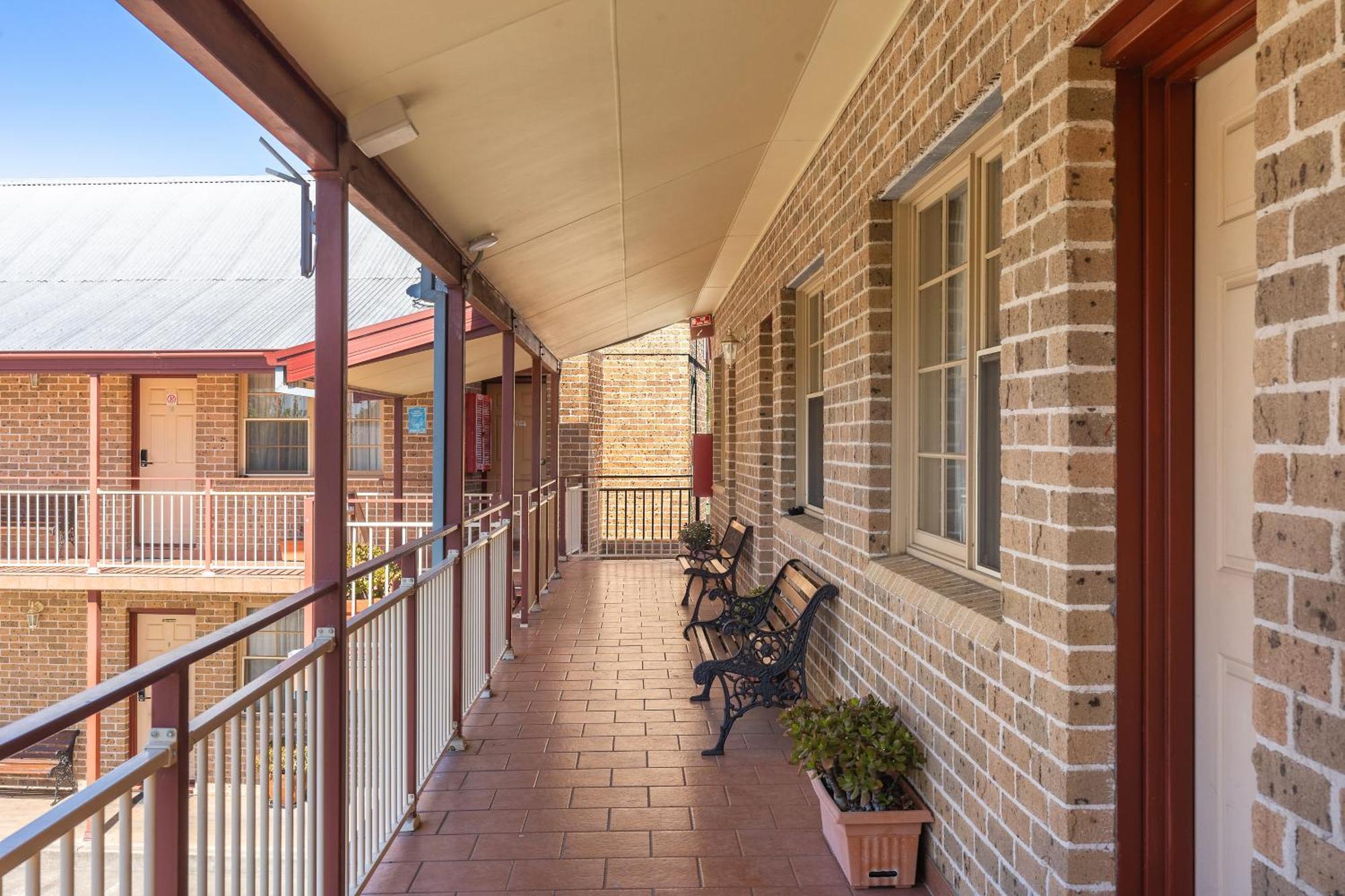 Surestay Hotel By Best Western, New Inn Richmond Exterior photo
